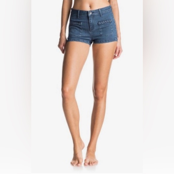 Roxy Size 30 Stretch Denim In My Head Short Shorts - Picture 2 of 6